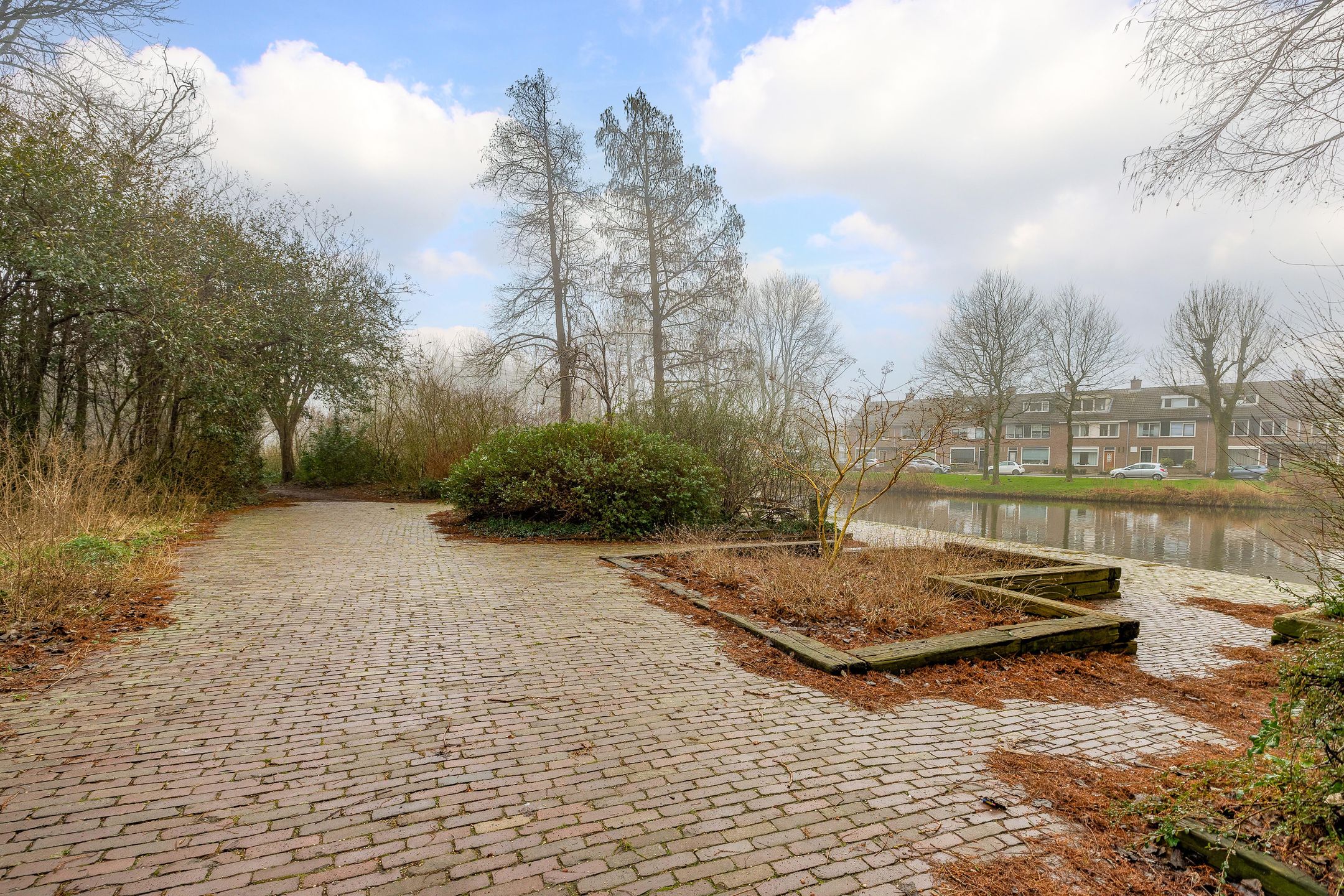 Foto 45 van Burg. de Graafplein 22