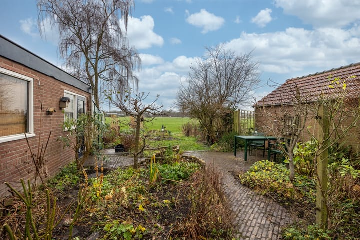 Foto 40 van van Lenneplaan 7-B