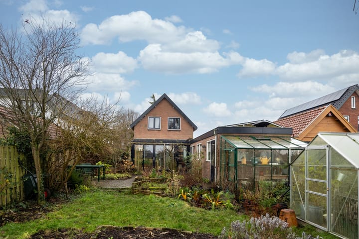 Foto 47 van van Lenneplaan 7-B