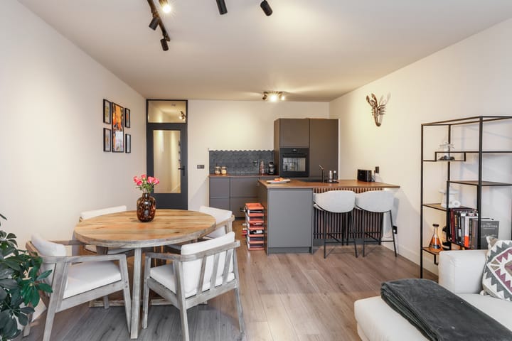 Foto 4 van Burgemeester Loeffplein 118