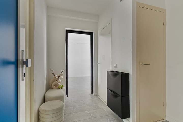 Photo 8 of Linnaeusstraat 176