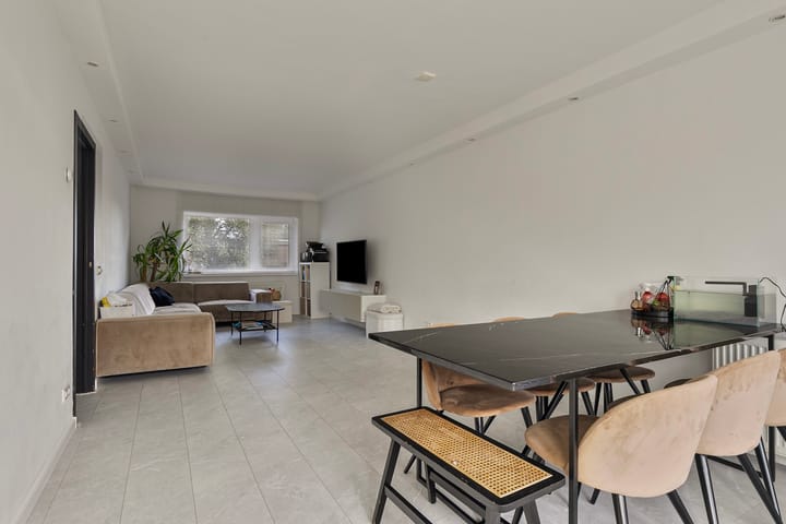 Photo 12 of Linnaeusstraat 176