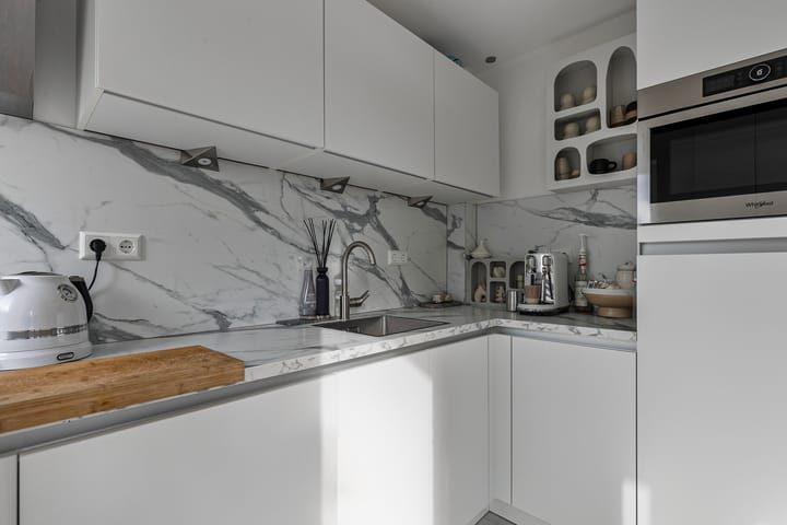 Photo 22 of Linnaeusstraat 176