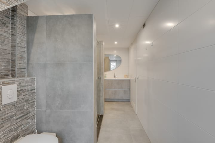 Foto 21 van Schoenmakerstraat 112