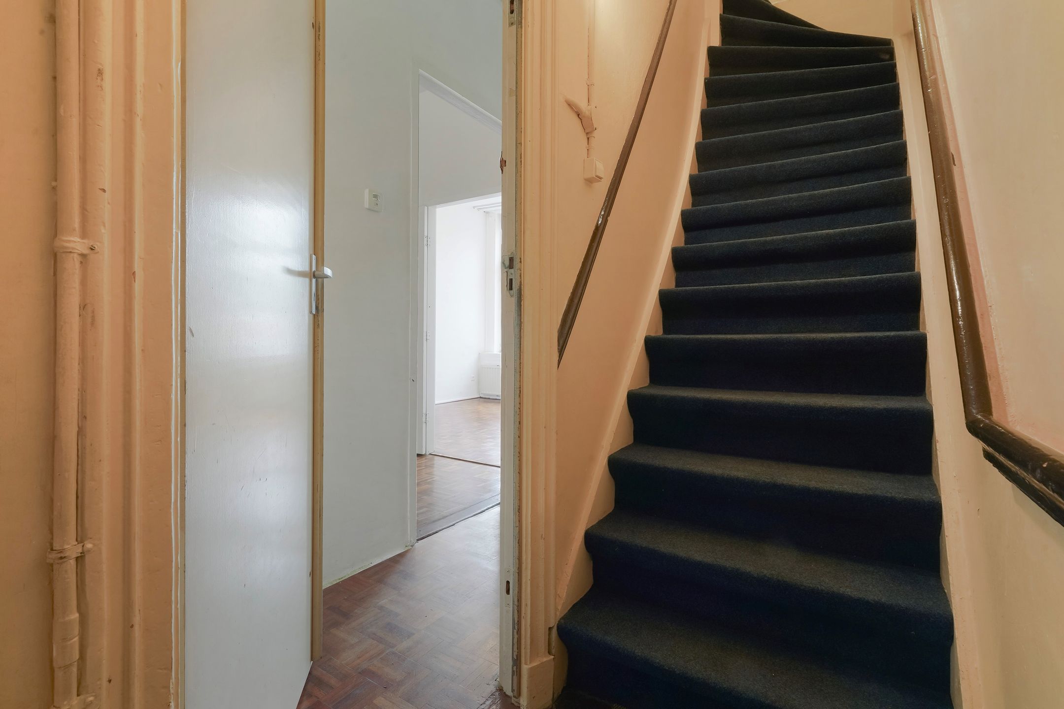 Foto 6 van Van Marumstraat 18