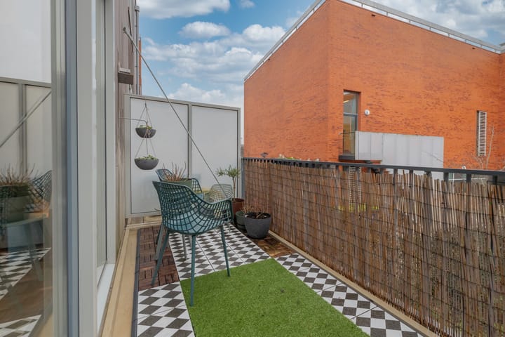 Foto 21 van Van Zeggelenplein 191