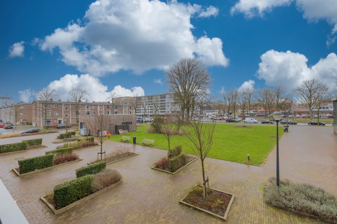 Foto 37 van Van Zeggelenplein 191