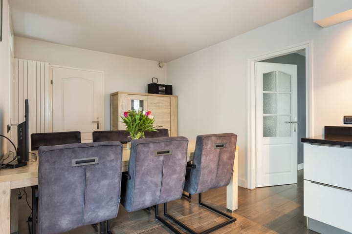 Foto 18 van E.E.G.-laan 1