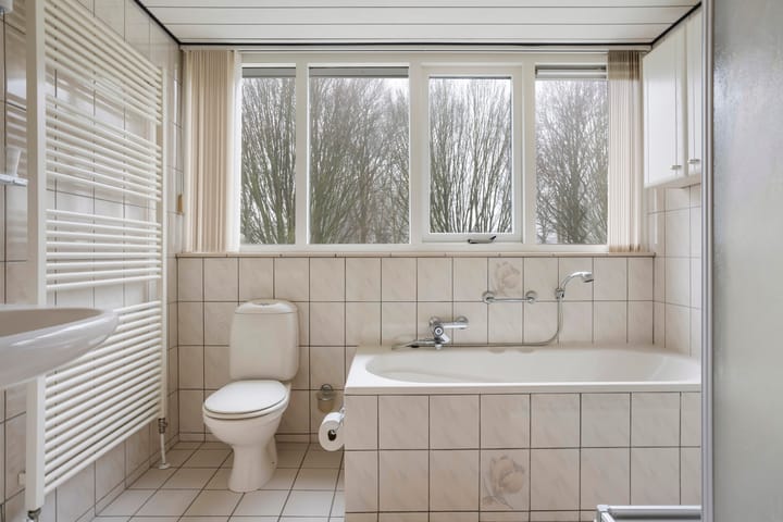 Foto 35 van E.E.G.-laan 1