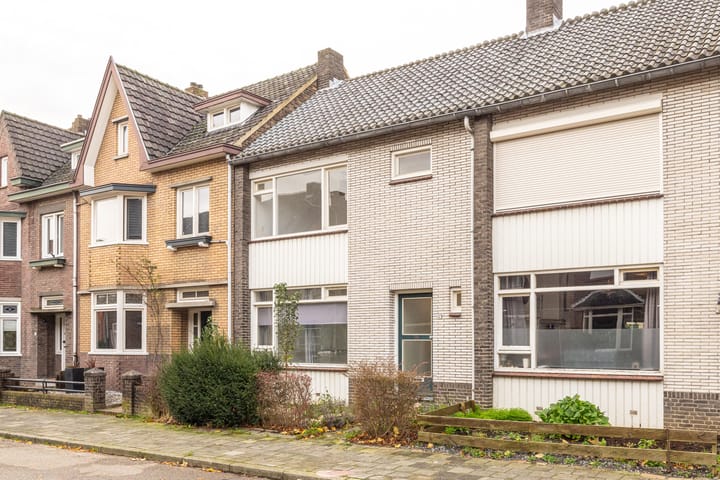 Foto 2 van Pastoor Vonckenstraat 117