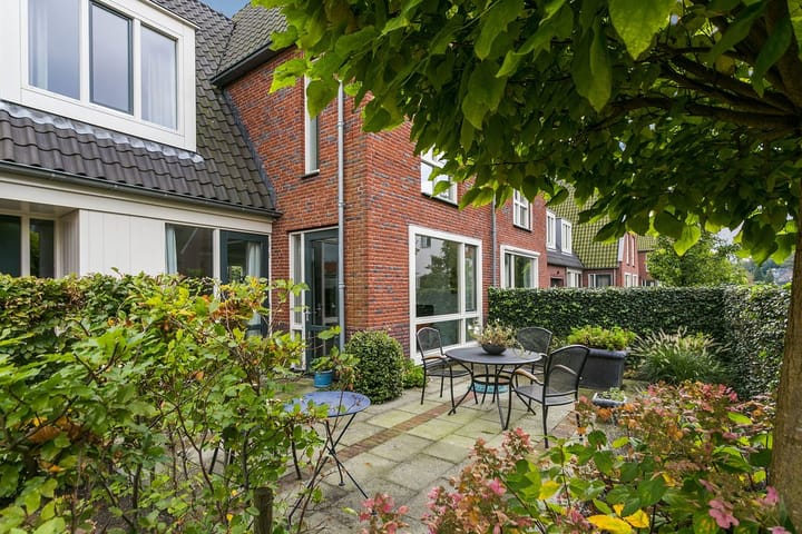 Photo 3 of Margrietlaan 27