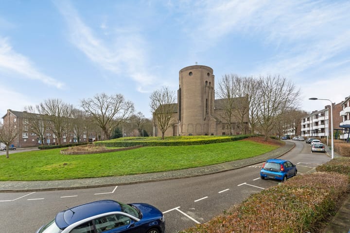 Foto 9 van Fatimaplein 43