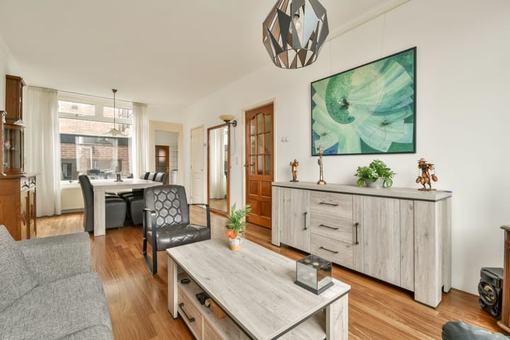 Foto 7 van Tolstoistraat 45