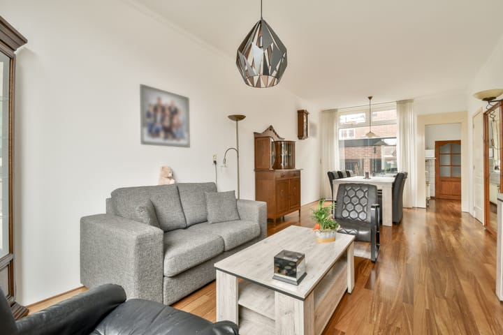 Foto 8 van Tolstoistraat 45