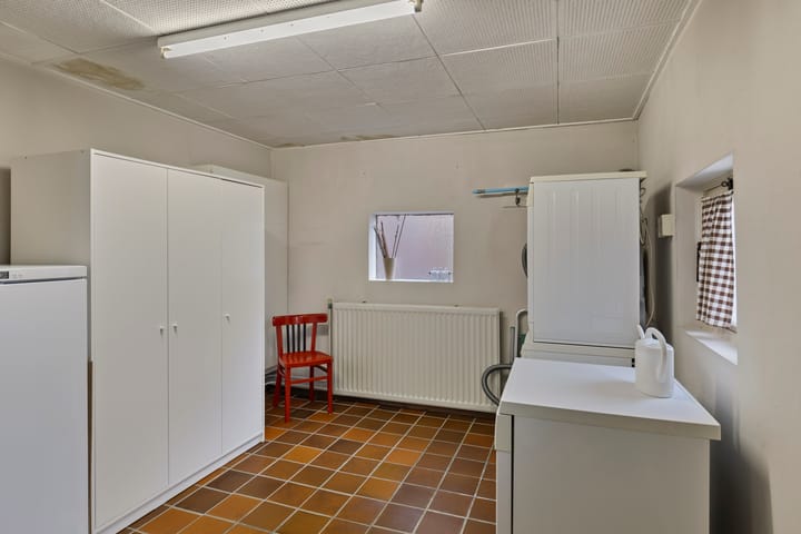 Photo 14 of Burgemeester Eijckelhofstraat 16