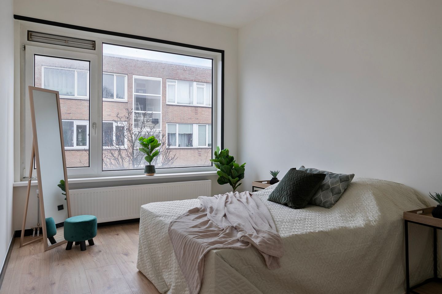 Photo 10 of Terschellingsestraat 23-B