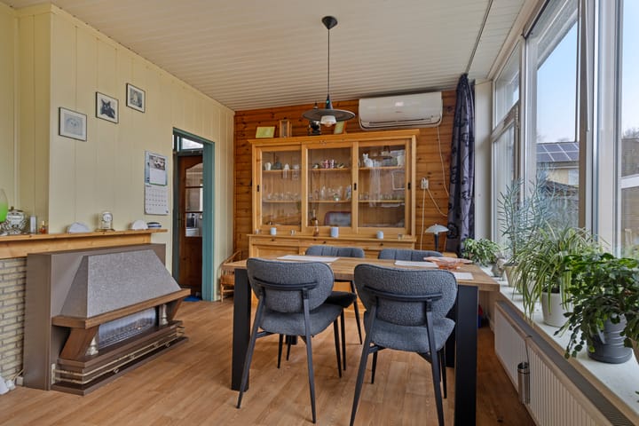 Foto 3 van Burg. Weimalaan 21