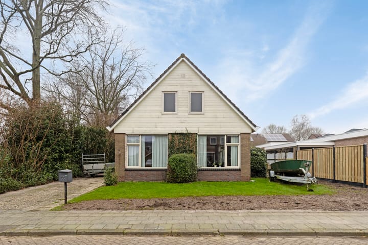 Foto 5 van Burg. Weimalaan 21