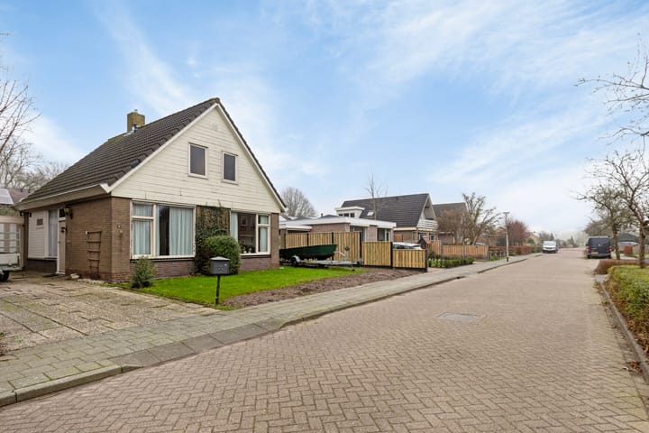 Foto 7 van Burg. Weimalaan 21