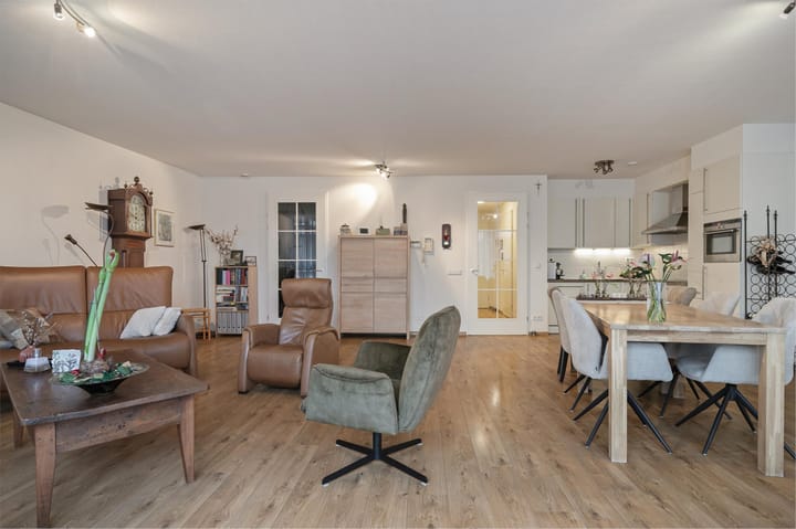 Foto 13 van Zwaanstraat 82