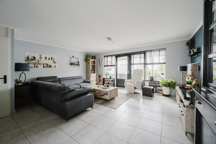 Foto 12 van Petronella Brugsmastraat 9