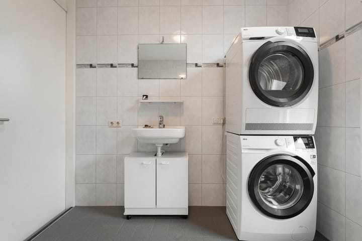 Foto 22 van Schildersweg 16