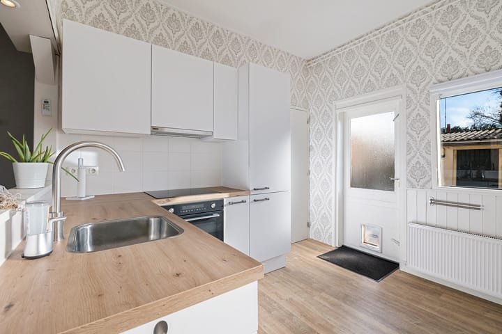 Photo 7 of van Heutszsingel 30