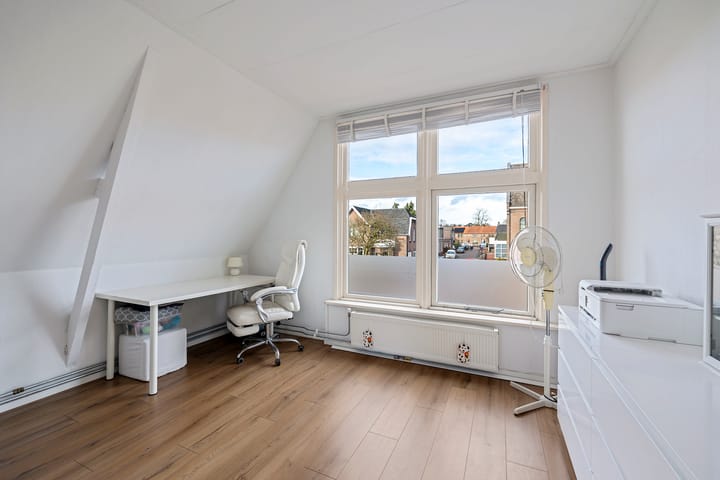 Photo 23 of van Heutszsingel 30