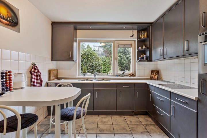 Foto 16 van Dissel 26