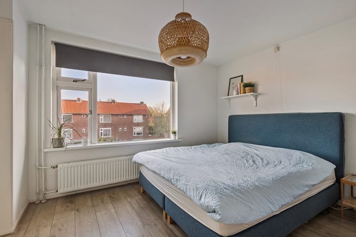 Photo 15 of Röntgenstraat 6