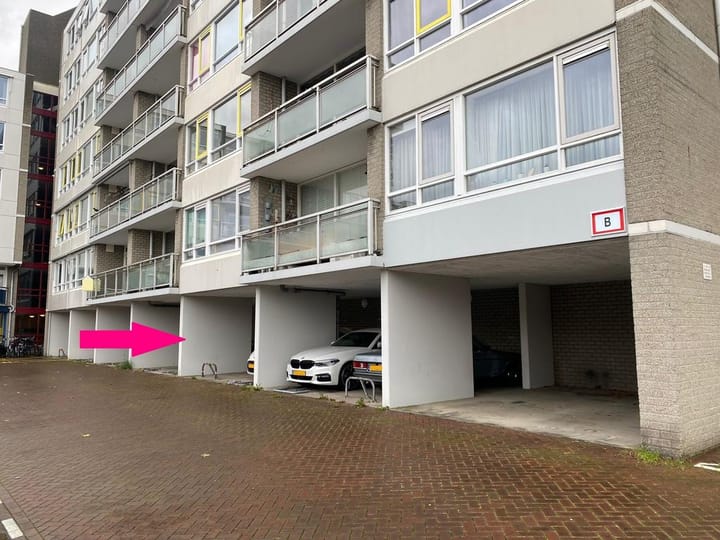 Foto 2 van Madridplantsoen PP 9