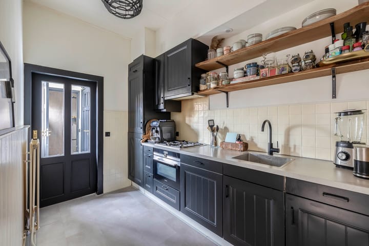 Photo 10 of Binnenweg 39