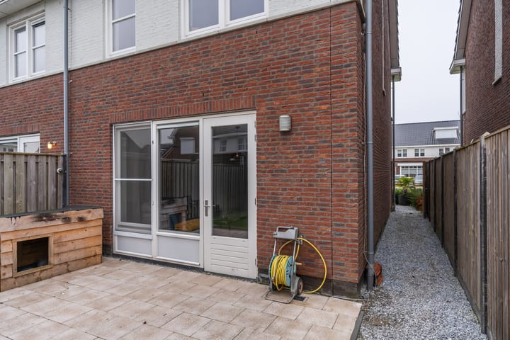 Foto 27 van Oeverwal 8