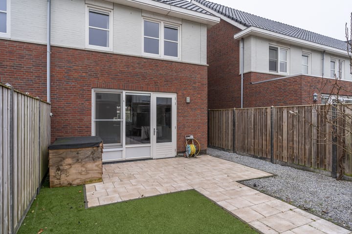 Foto 28 van Oeverwal 8