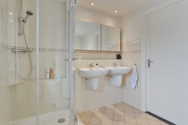 Foto 33 van Buizerdlaan 2