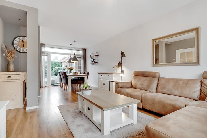 Photo 6 of Bonnikestraat 82