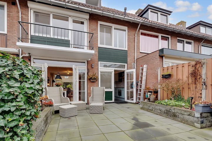 Photo 38 of Bonnikestraat 82