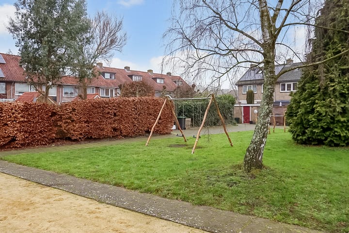 Photo 39 of Bonnikestraat 82