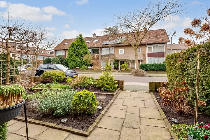 Photo 40 of Bonnikestraat 82