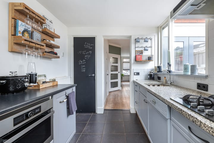 Photo 13 of L. Huismanstraat 11