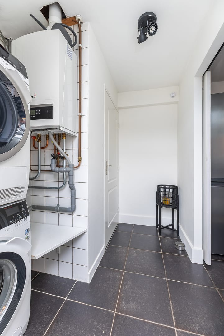 Photo 15 of L. Huismanstraat 11