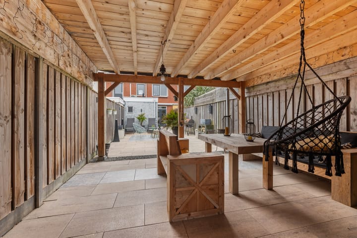 Photo 32 of L. Huismanstraat 11