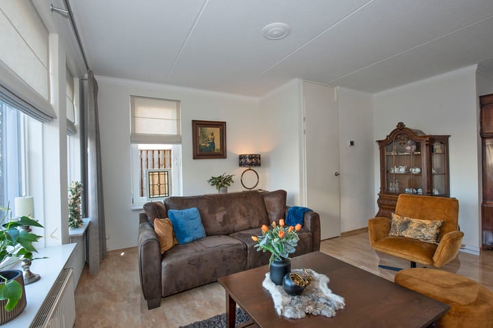 Foto 3 van Dovenetel 12