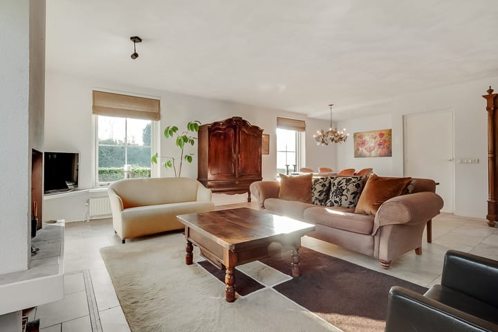 Foto 21 van Hoolweg 1