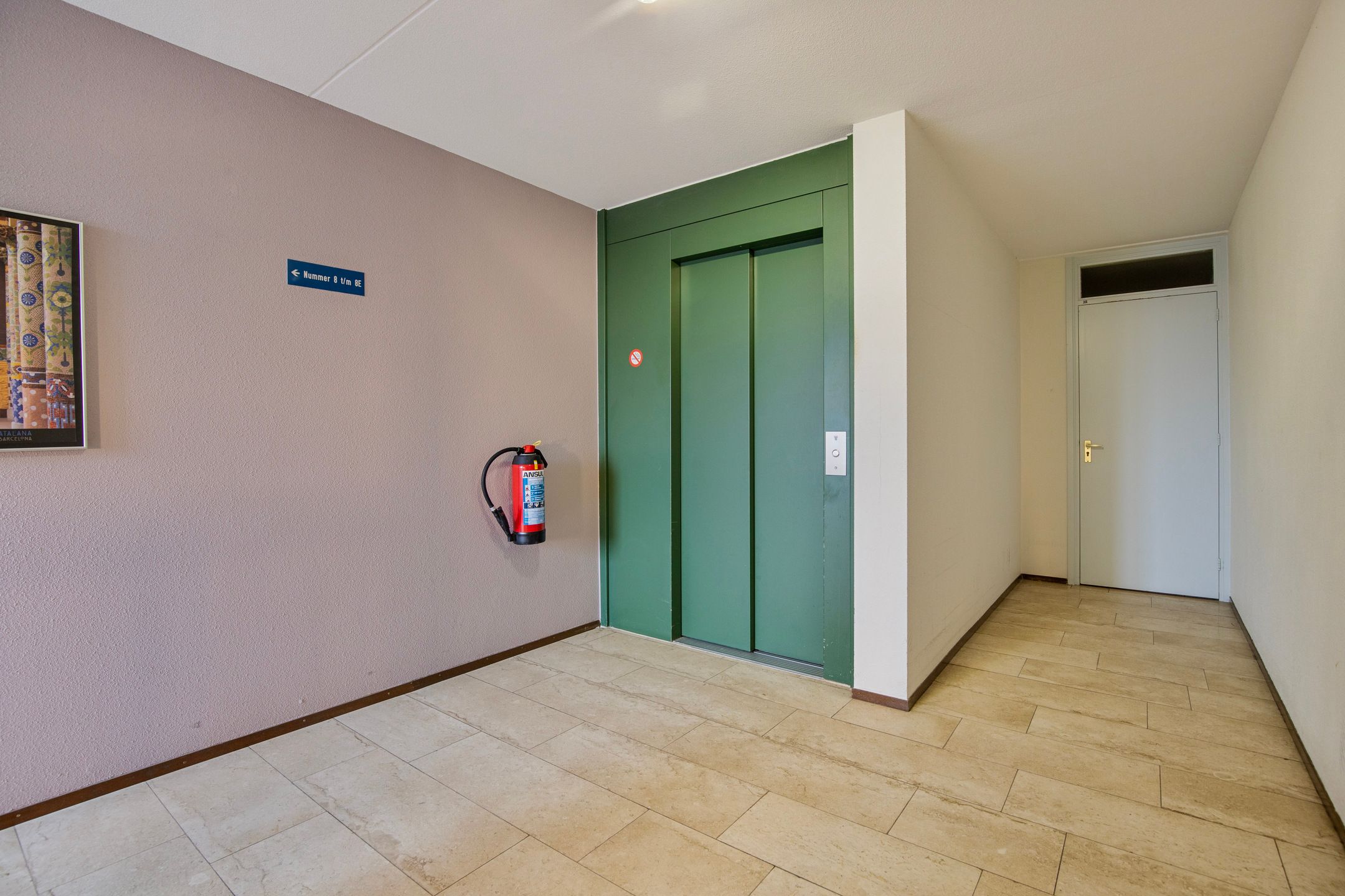 Foto 3 van Anna van Burenstraat 8-A