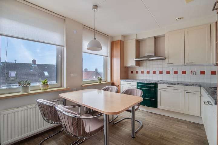 Foto 9 van Anna van Burenstraat 8-A