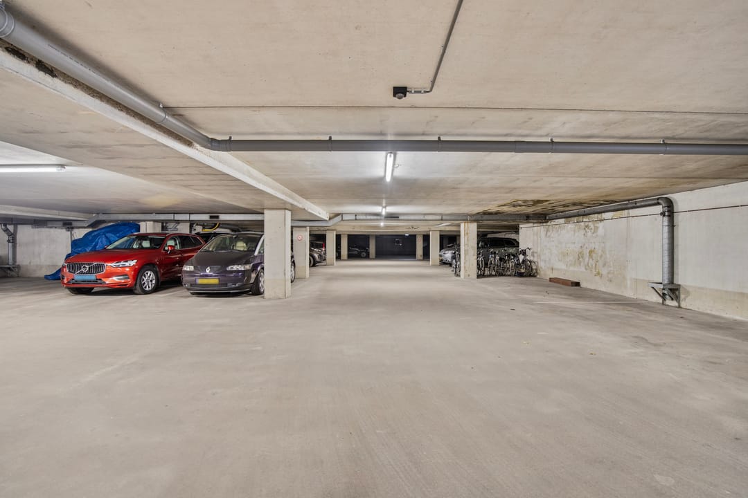 Foto 23 van Anna van Burenstraat 8-A