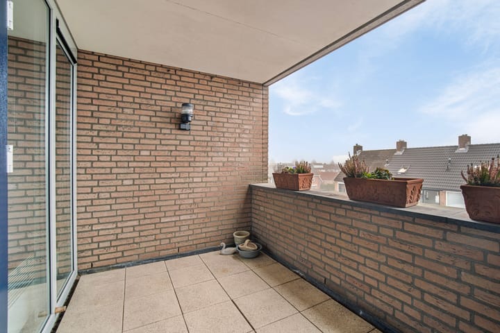 Foto 19 van Anna van Burenstraat 8-A