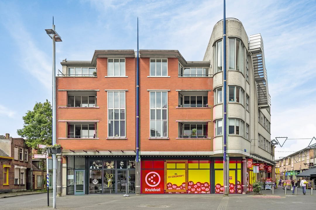 Foto 1 van Stadhuisplein 41