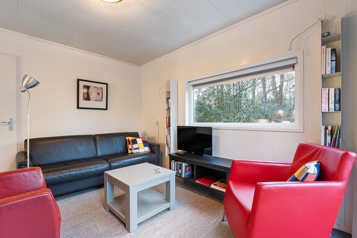 Photo 17 of Anholt 11-37